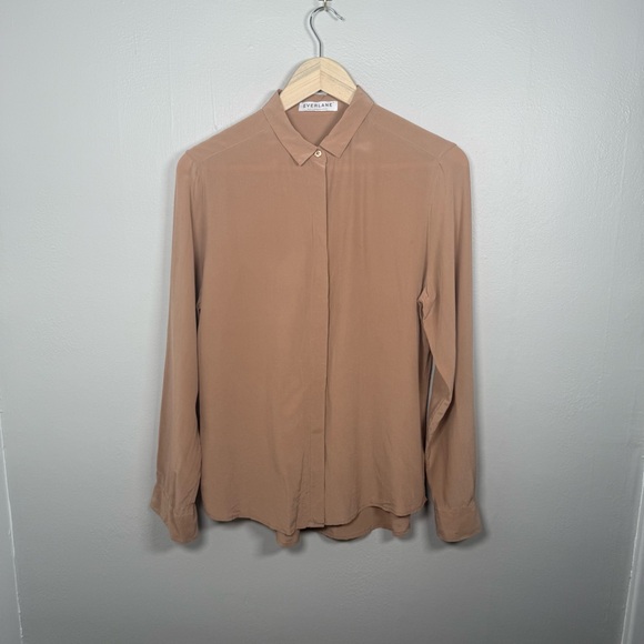 Everlane 100% Silk Button Down Blouse Neutral Tan Brown Size M. EUC - Picture 2 of 4